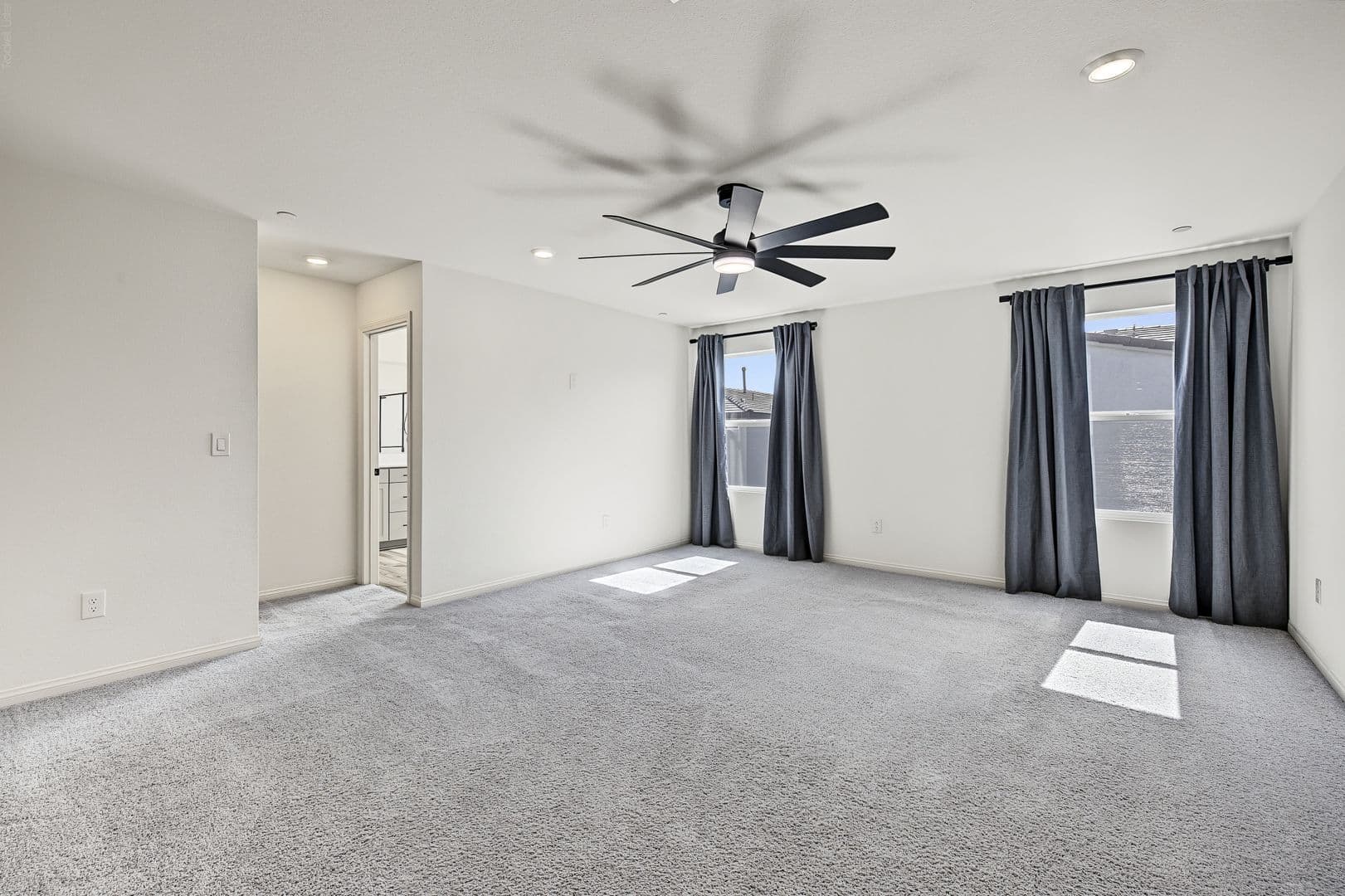 Las Vegas House: 10207 Canyon Mantle St