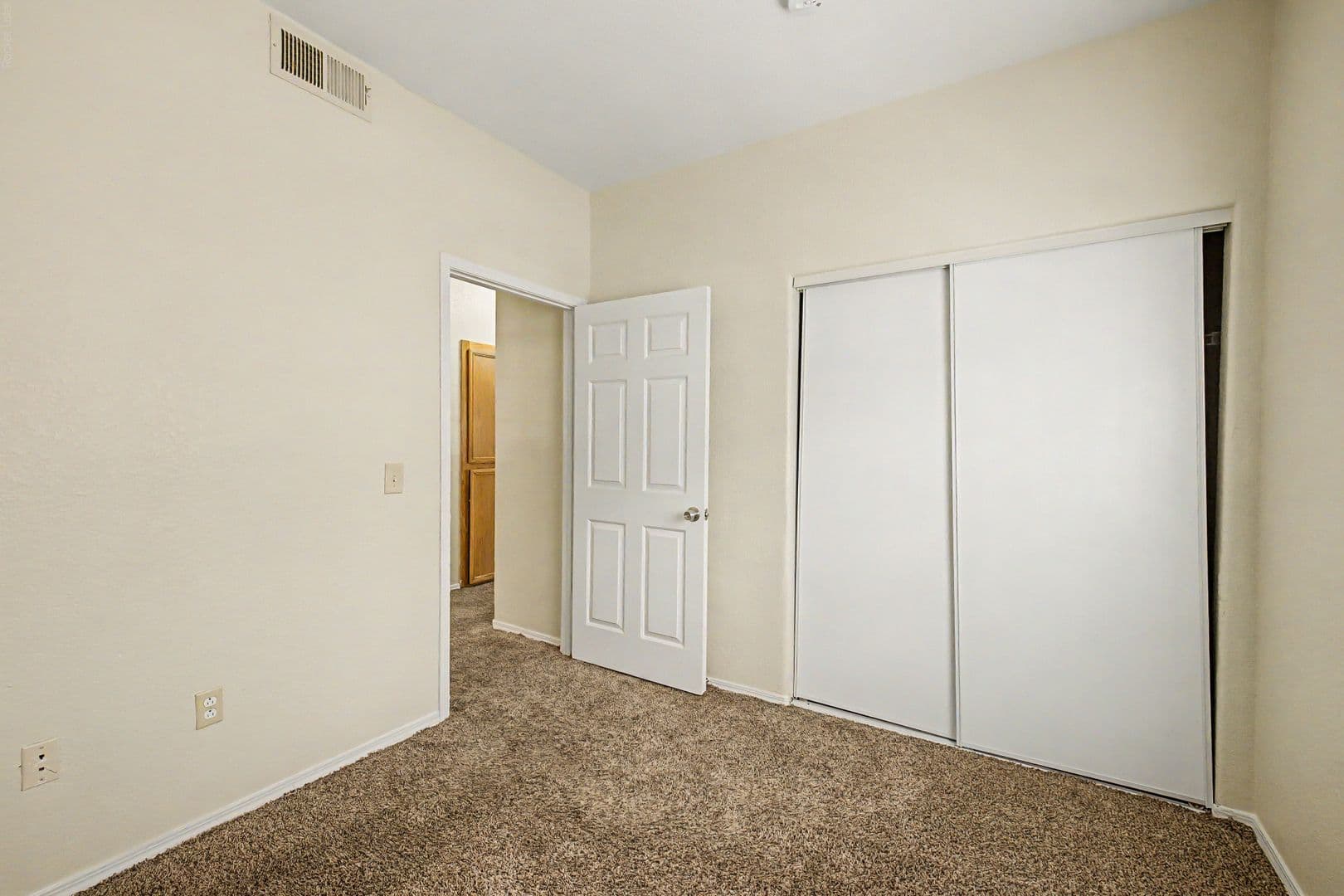 LAS VEGAS House: 4730 E CRAIG RD BLDG #16 UNIT #1091