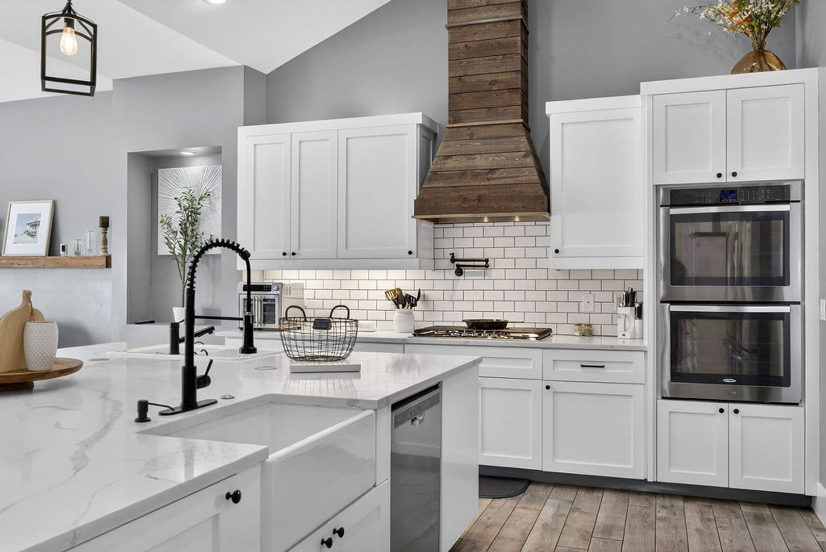 Las Vegas House: 5865 Egan Crest Dr