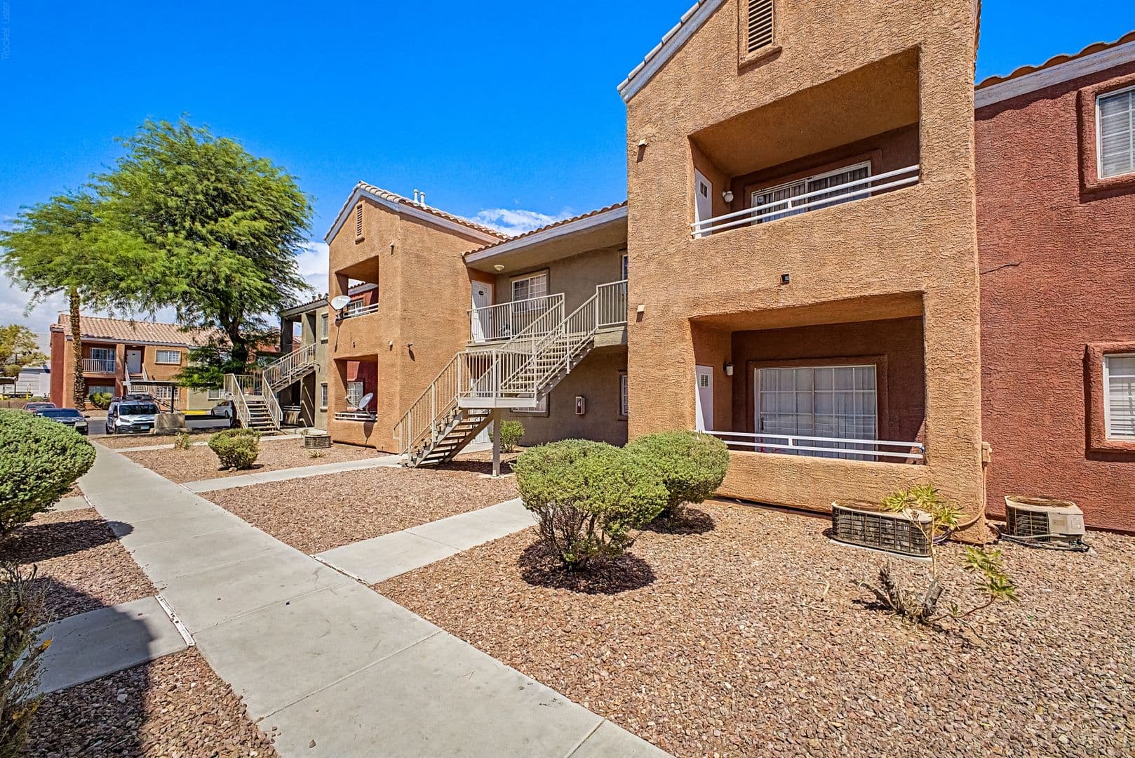 LAS VEGAS House: 4730 E CRAIG RD BLDG #16 UNIT #2096