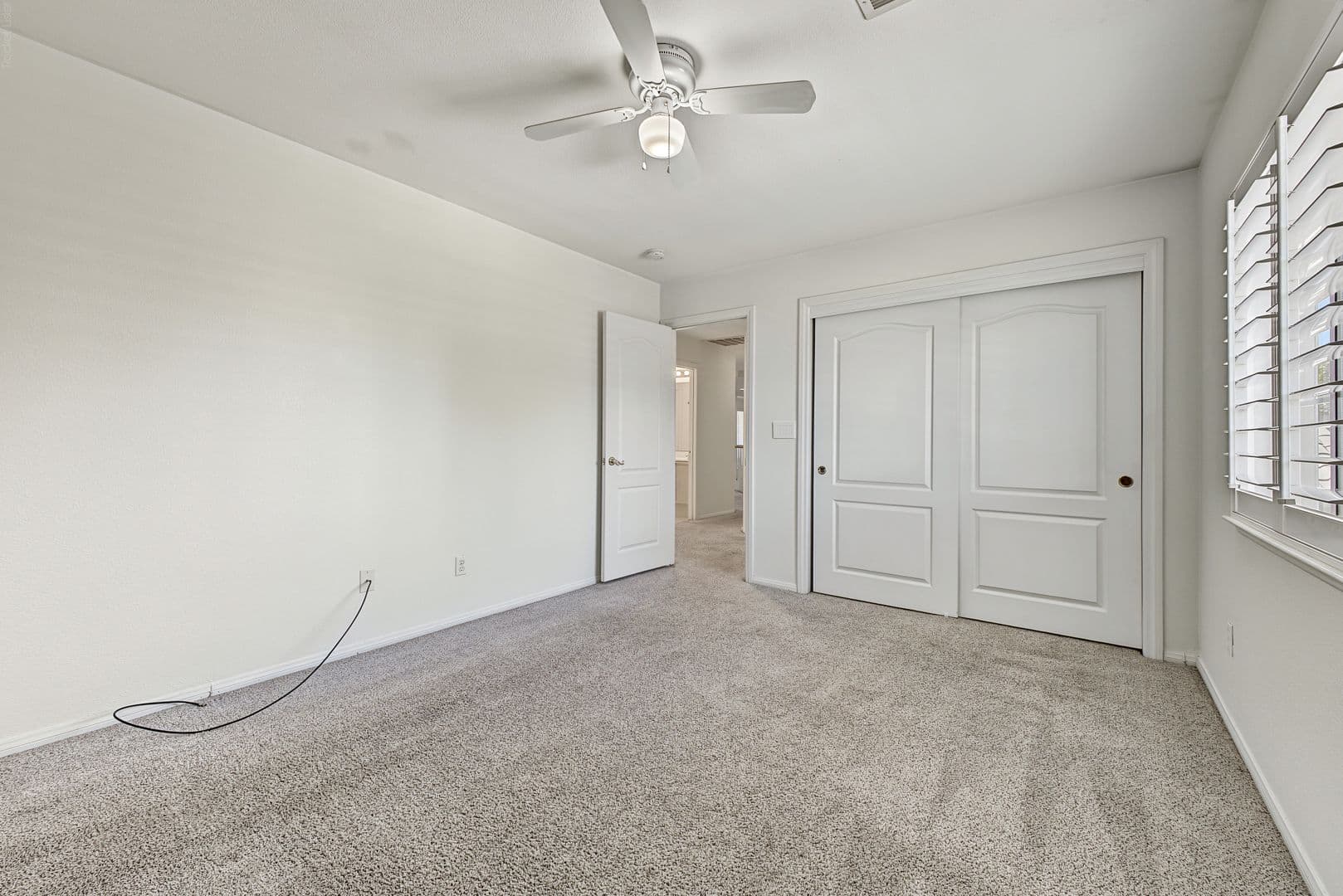 LAS VEGAS House: 6125 MARKLEHAM