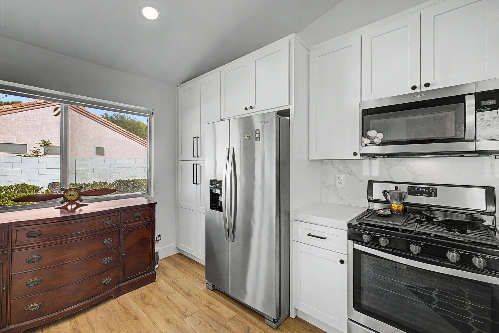 HENDERSON House: 679 SCENIC TIERRA LN