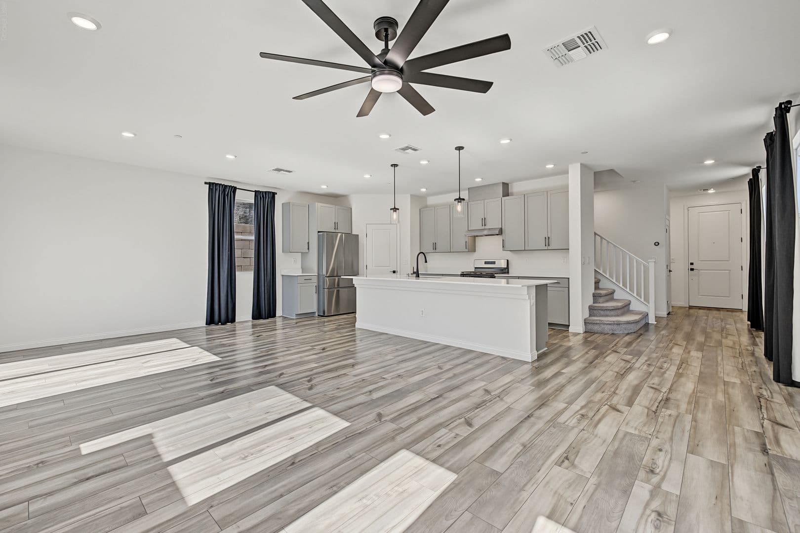 Las Vegas House: 10207 Canyon Mantle St