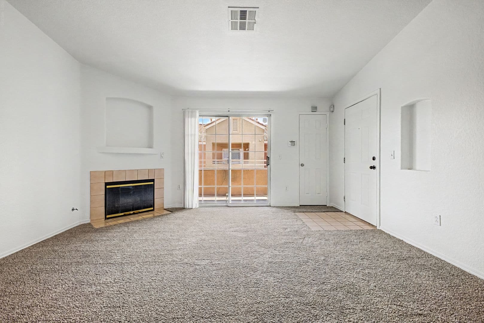 LAS VEGAS House: 4730 E CRAIG RD BLDG #16 UNIT #2096