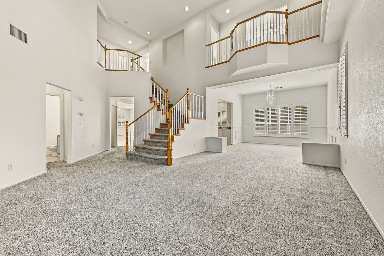 LAS VEGAS House: 6125 MARKLEHAM