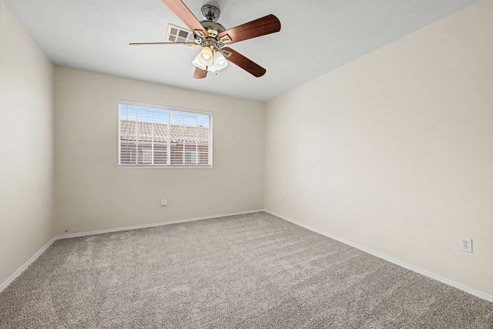 LAS VEGAS House: 4730 E CRAIG RD BLDG #5 UNIT #2029