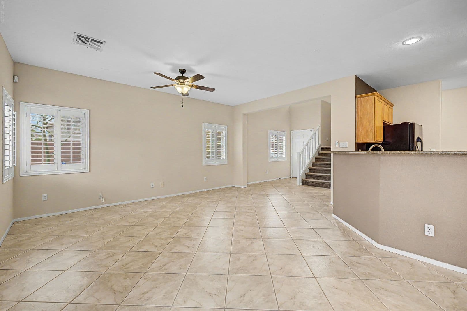 N LAS VEGAS House: 3721 GRETCHEN CT