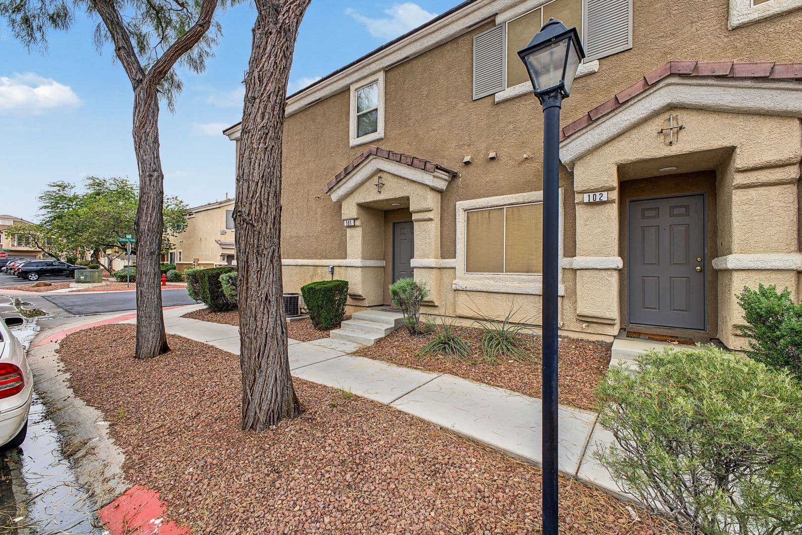 Henderson House: 6592 Strolling Plains Ln #101
