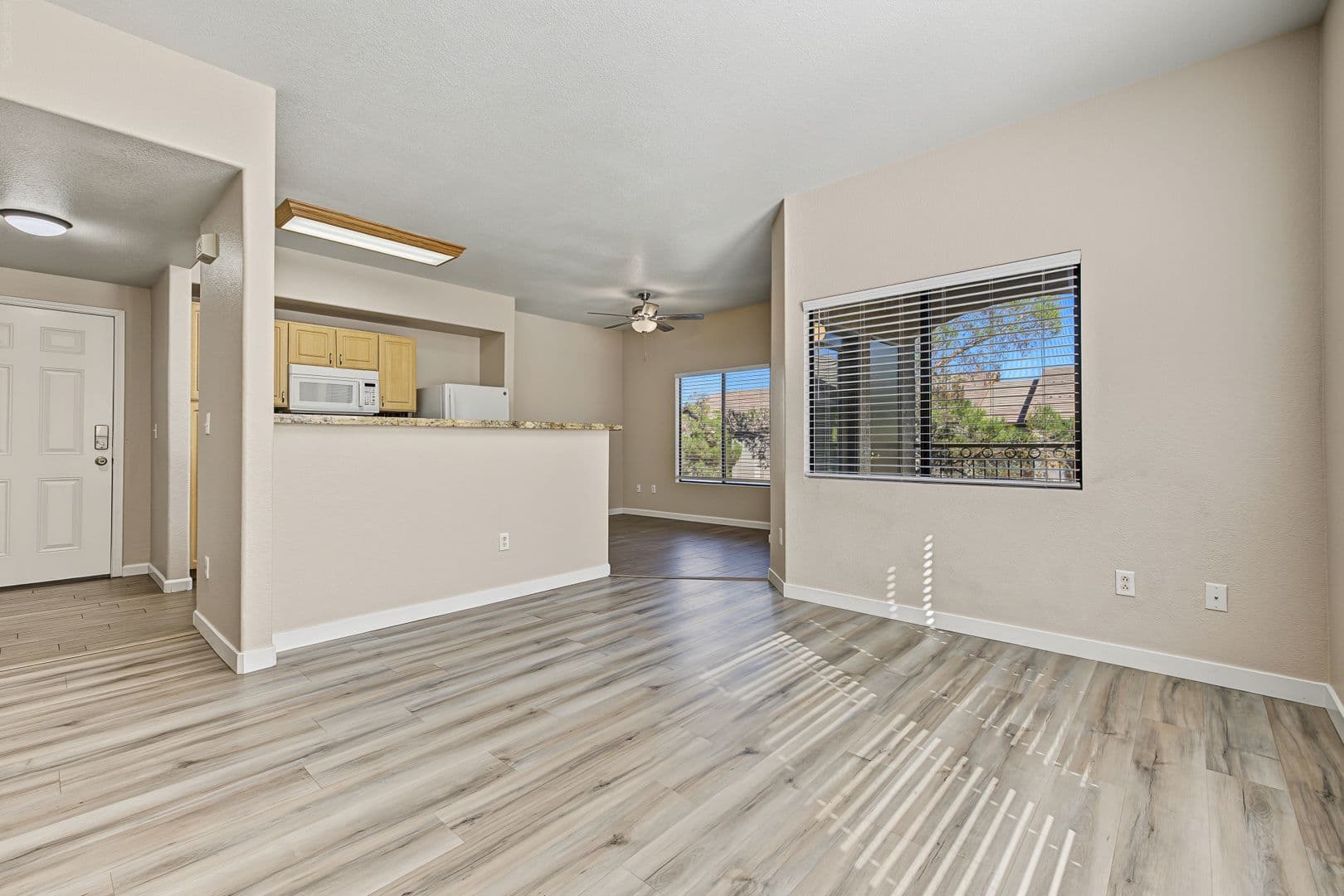 Las Vegas House: 8250 North Grand Canyon #2149