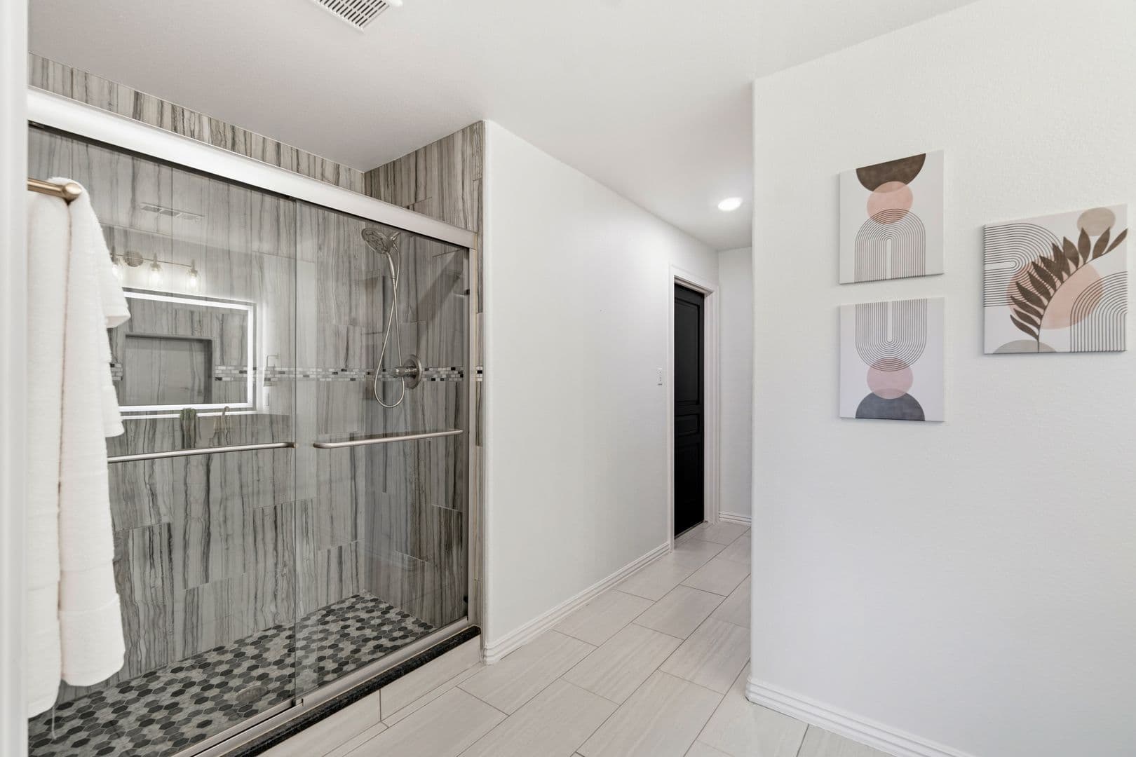 Fort Smith House: 8912 Wildwood Way