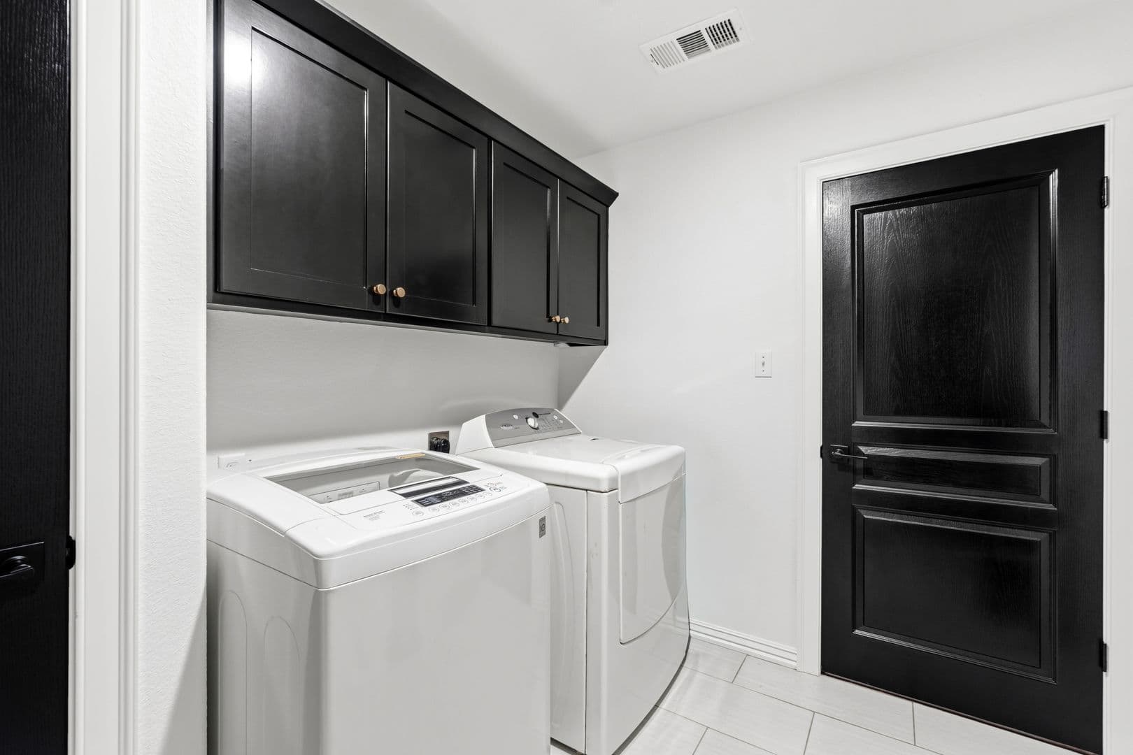 Fort Smith House: 8912 Wildwood Way