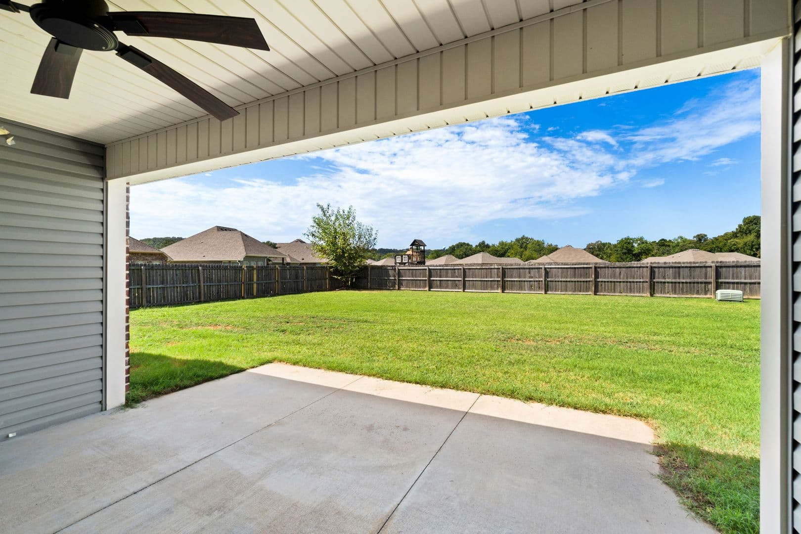 Fort Smith House: 8912 Wildwood Way