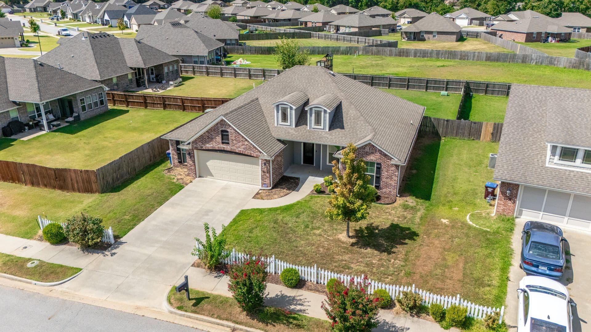 Fort Smith House: 8912 Wildwood Way