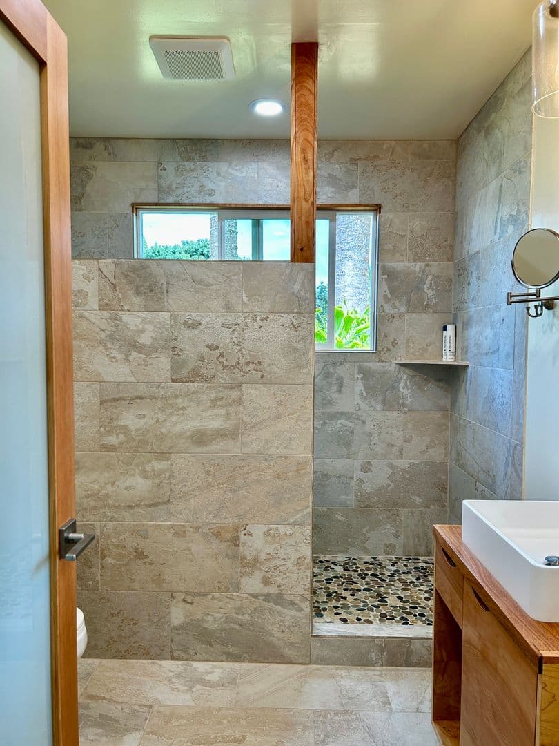 Hawi House: 55-719 Kahei Rd