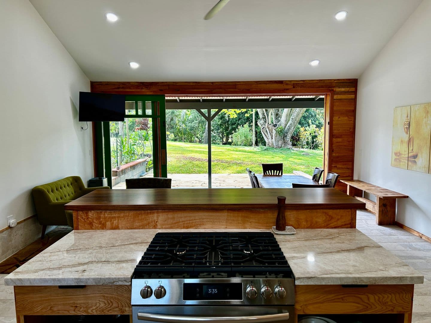 Hawi House: 55-719 Kahei Rd