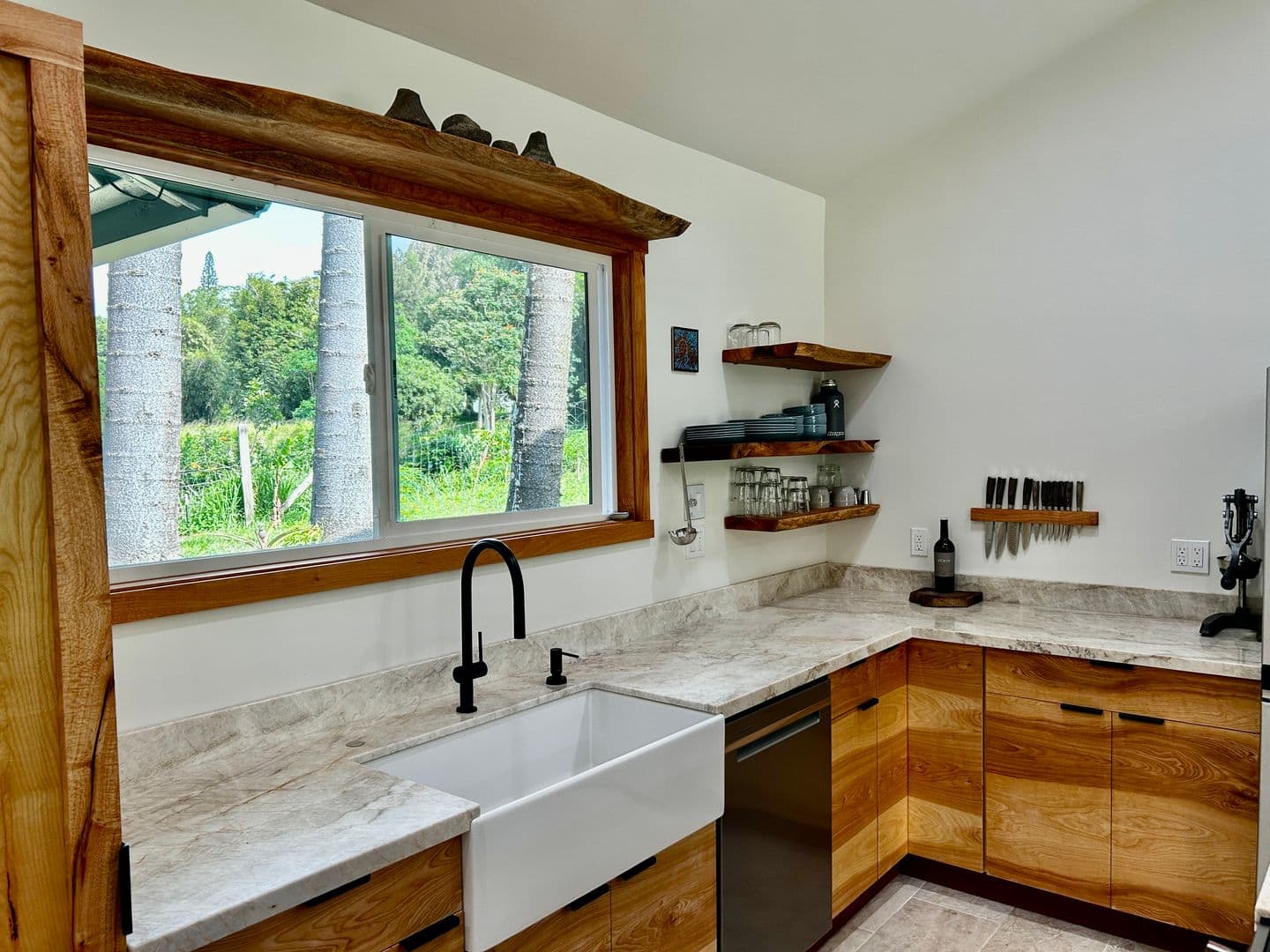 Hawi House: 55-719 Kahei Rd