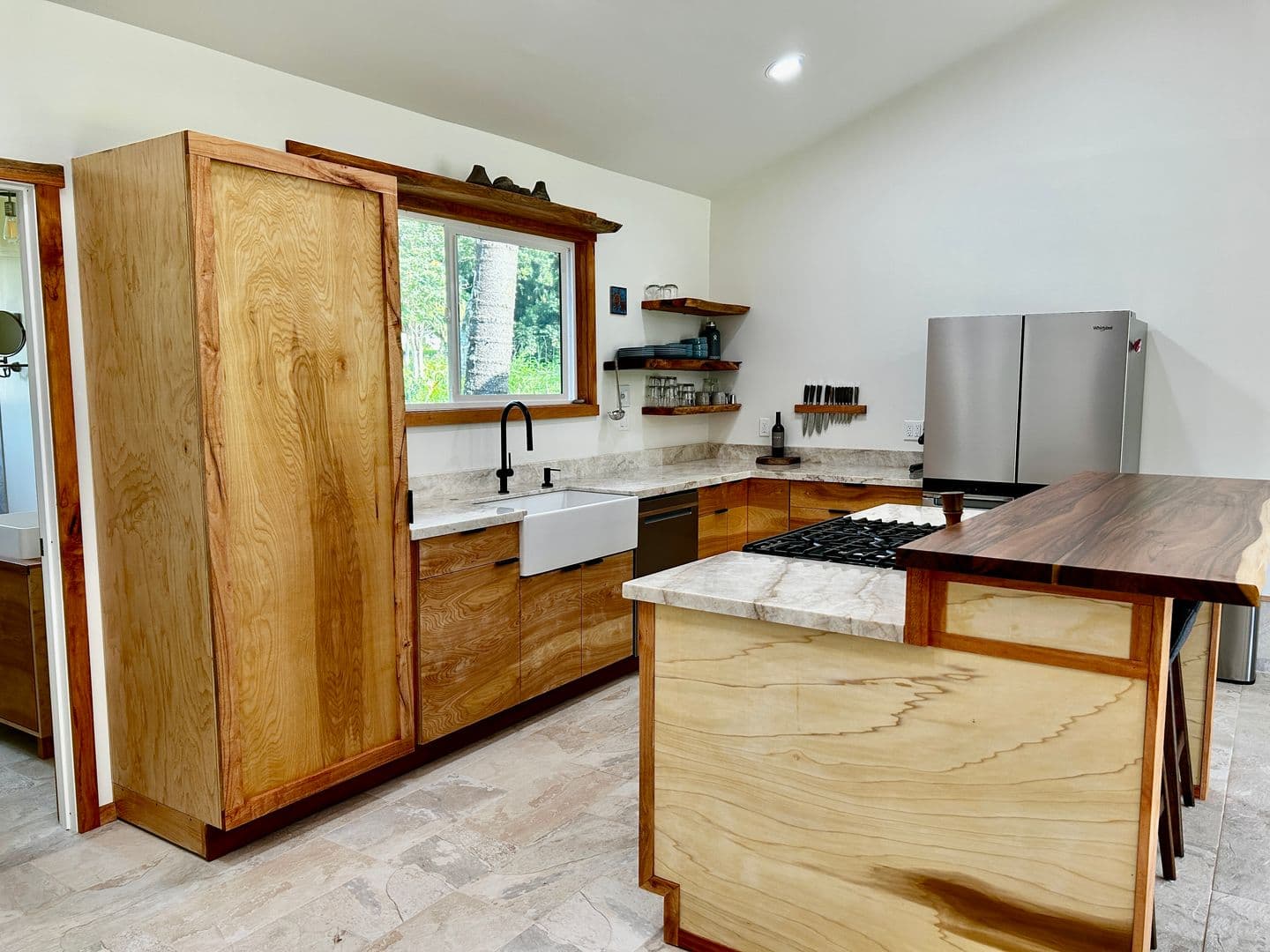 Hawi House: 55-719 Kahei Rd