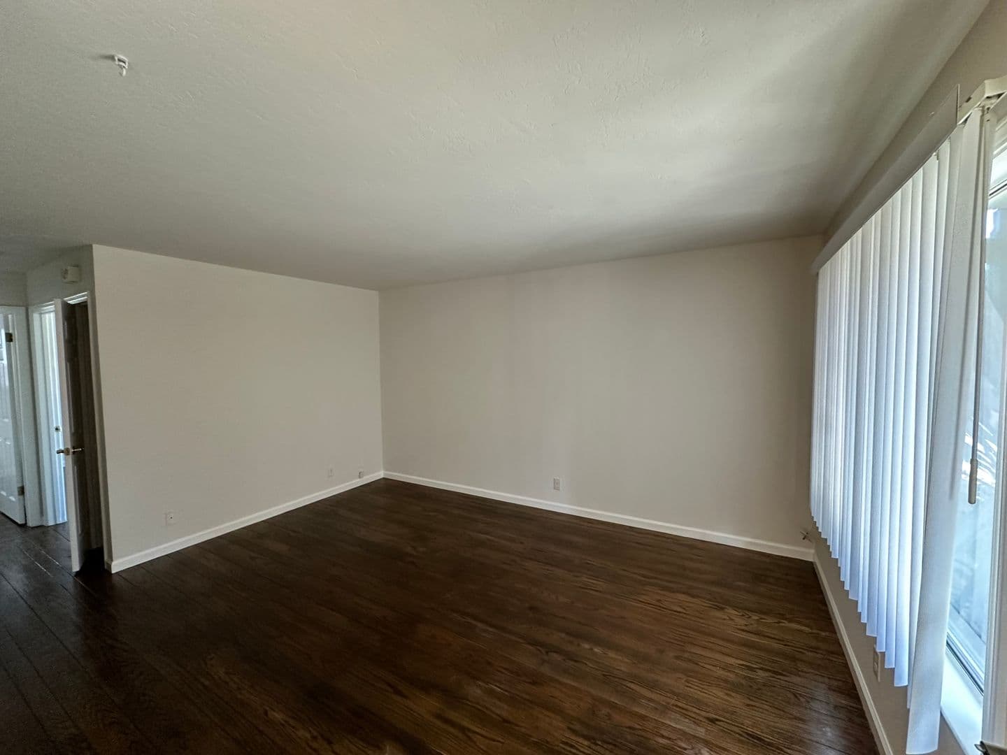 Berkeley Apartment: 2334 Browning St