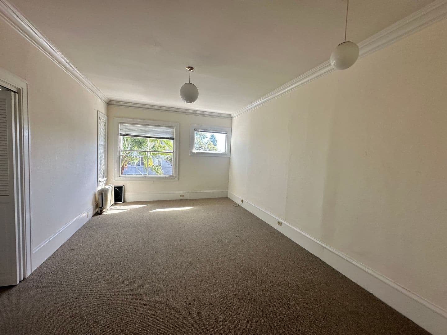 Berkeley Apartment: 2236 Durant Avenue