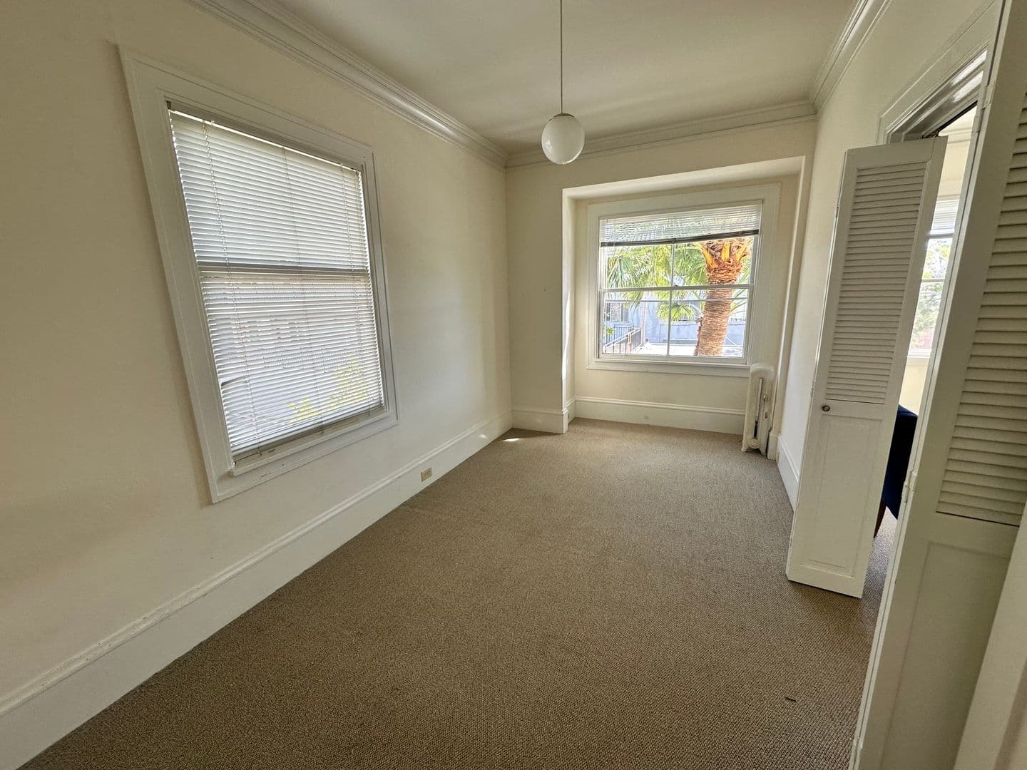 Berkeley Apartment: 2236 Durant Avenue