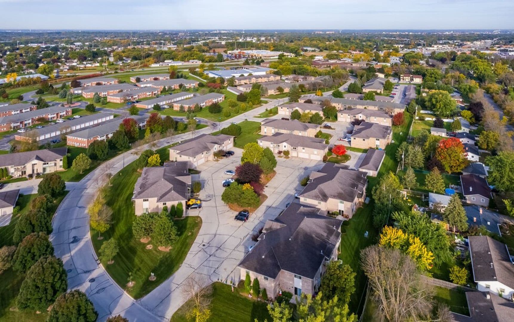 Green Bay Apartment: Sycamore Drive