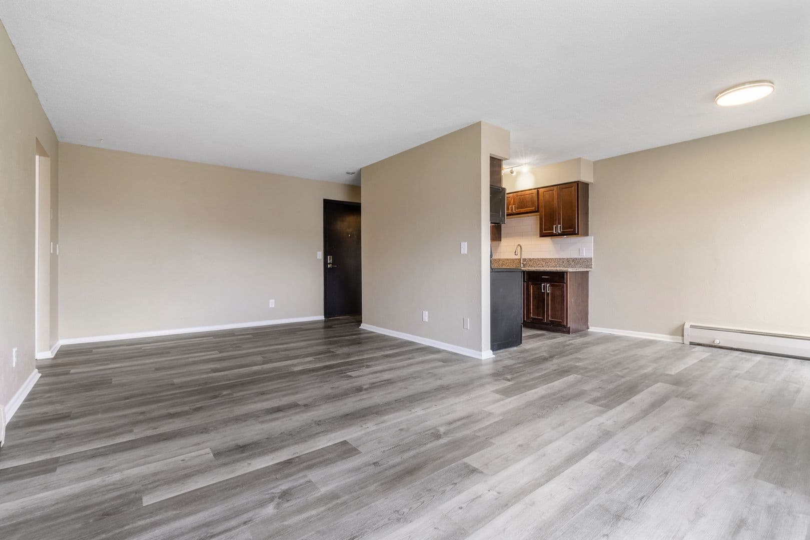 Crystal Apartment: 2701 Brunswick Ave N