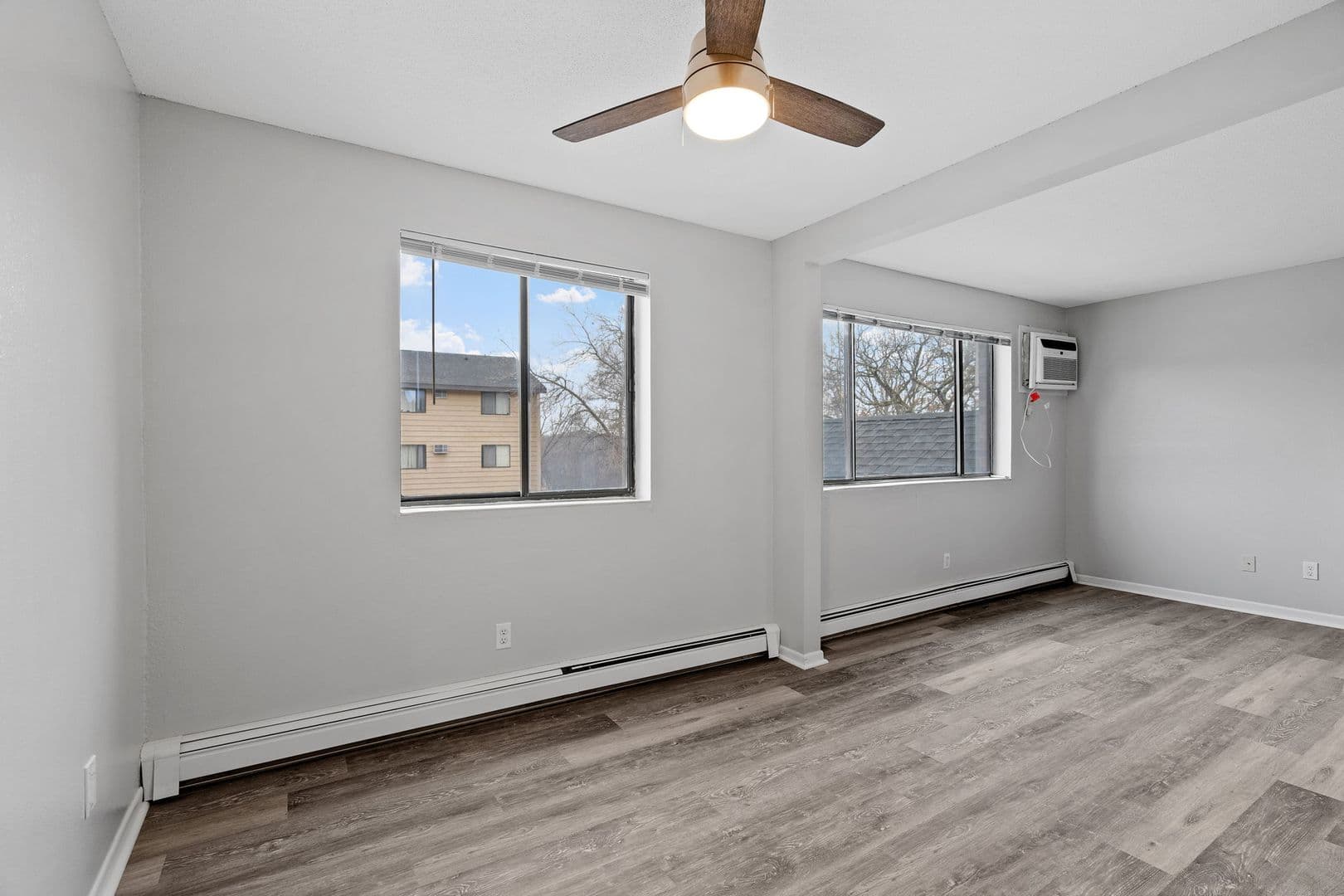 Inver Grove Heights Apartment: 8201-8213 College Trail