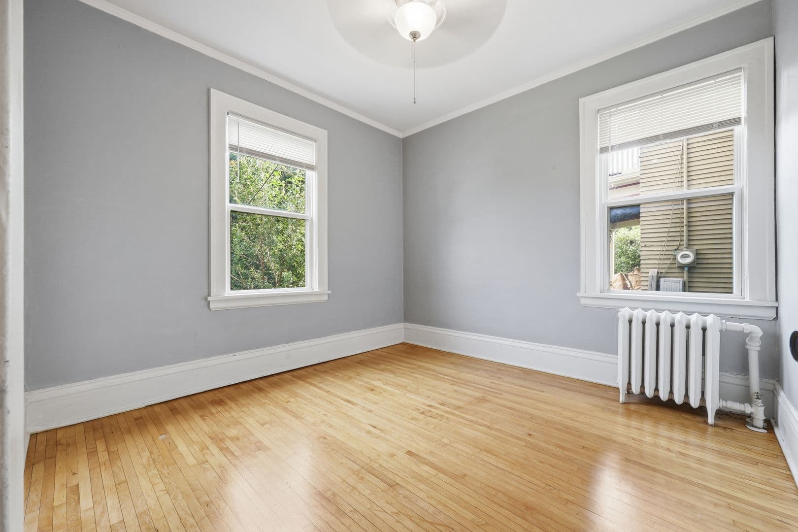 Saint Paul Apartment: 1899 Selby Avenue