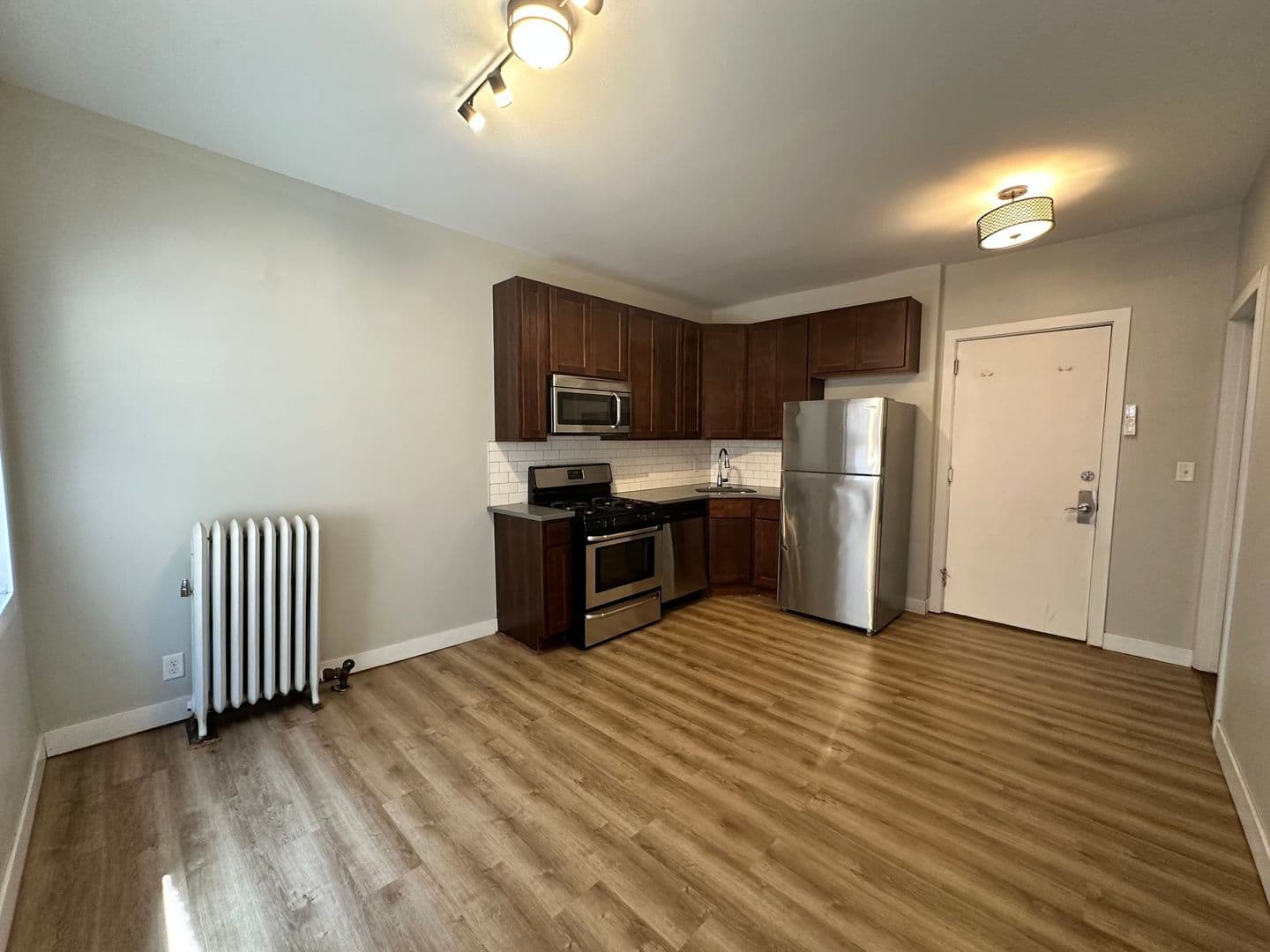 Minneapolis Apartment: 1524 LaSalle Ave