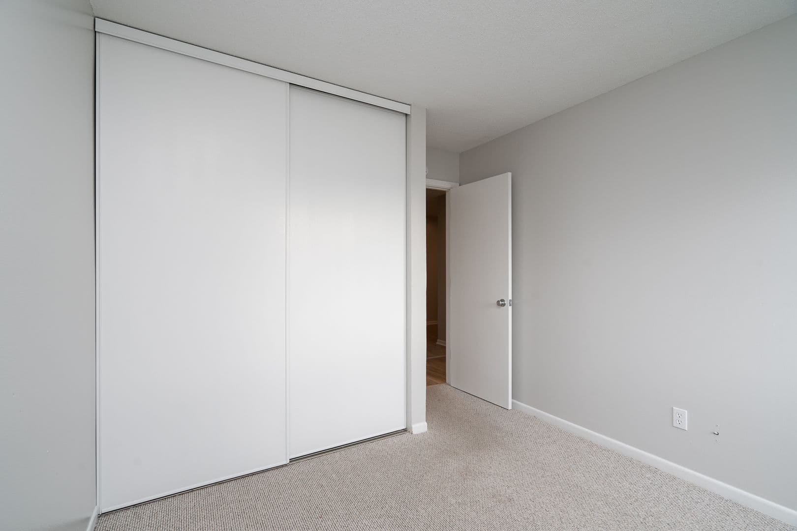 Burnsville Apartment: 12771 Greenwood Drive