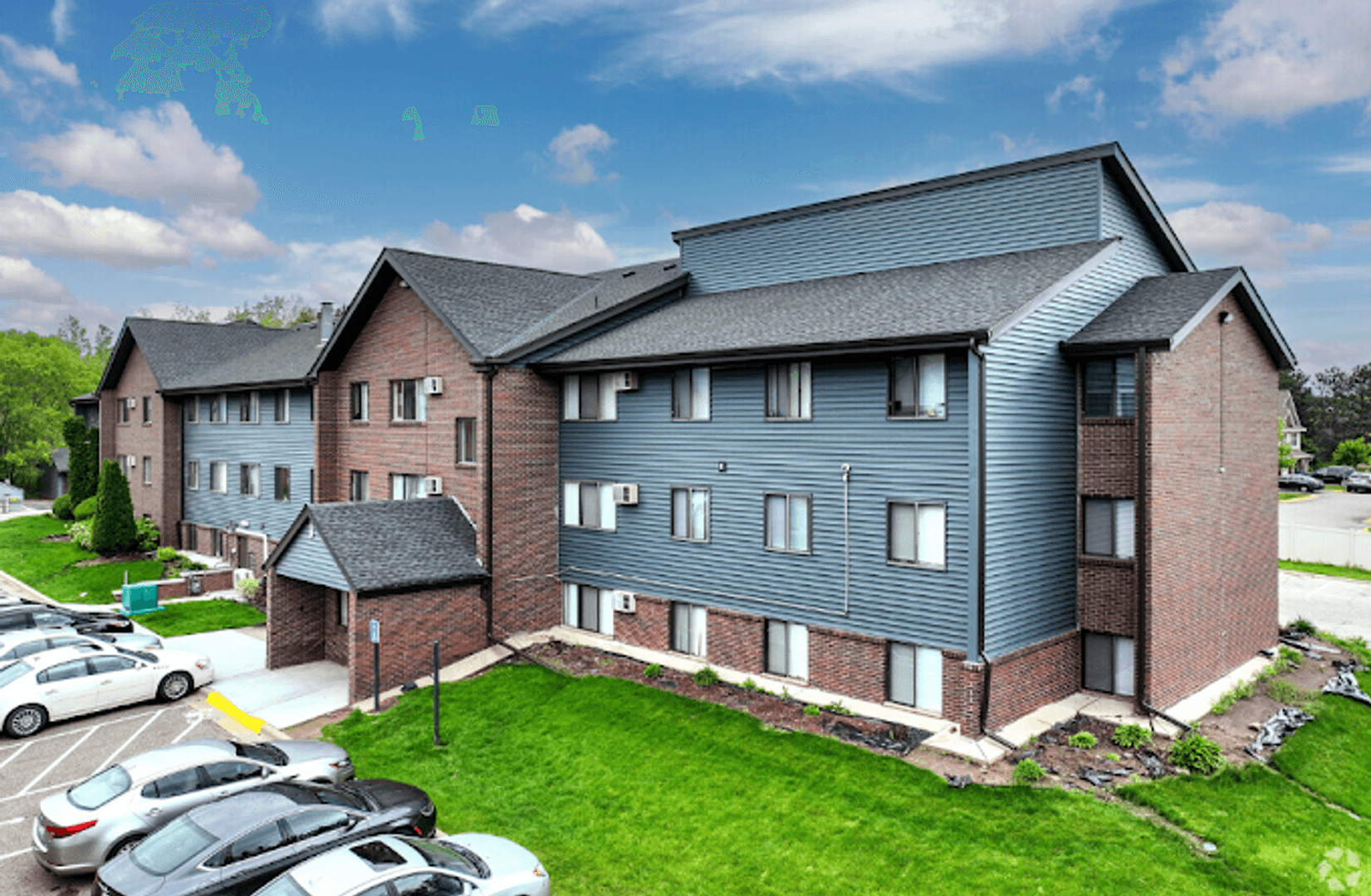 Inver Grove Heights Apartment: 8201-8213 College Trail