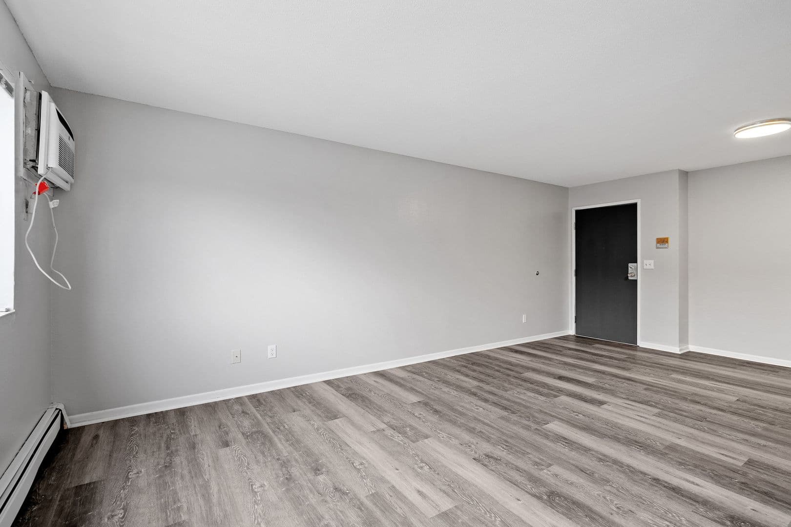 Inver Grove Heights Apartment: 8201-8213 College Trail