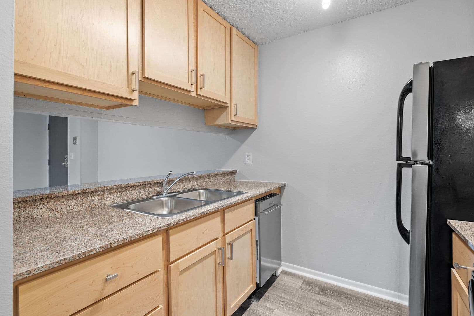 Inver Grove Heights Apartment: 8201-8213 College Trail