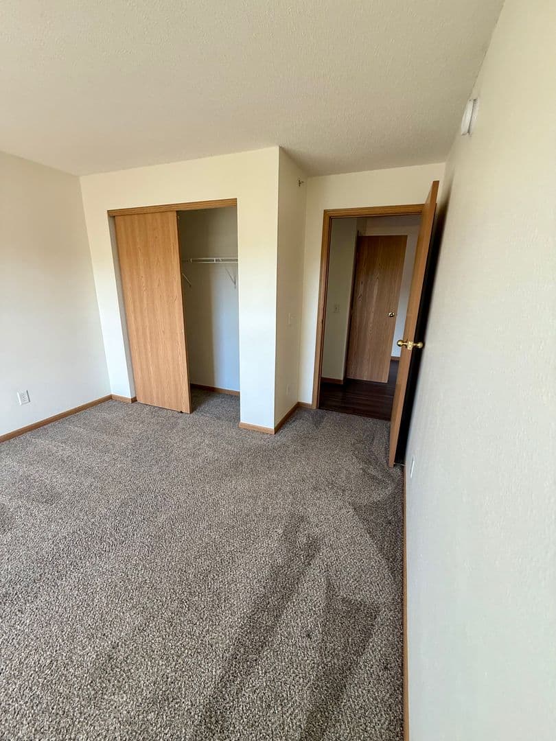 North Branch Apartment: 6470 Birch St - 6495 Ash St
