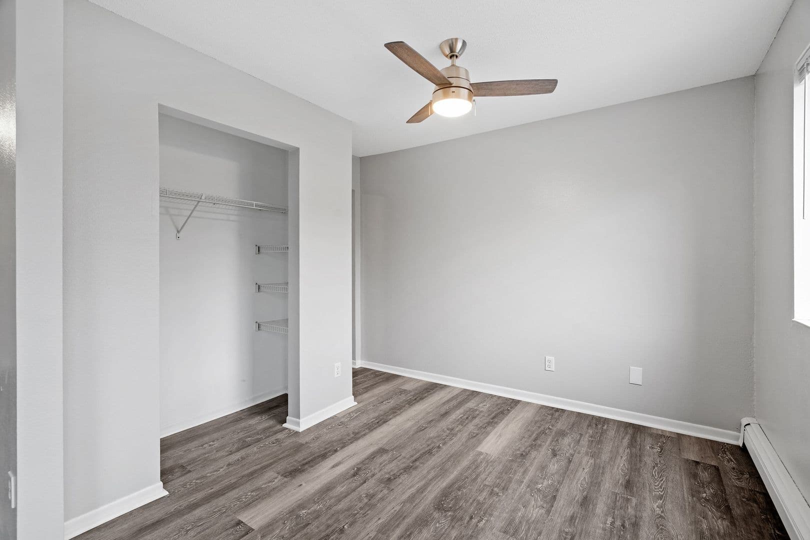 Inver Grove Heights Apartment: 8201-8213 College Trail
