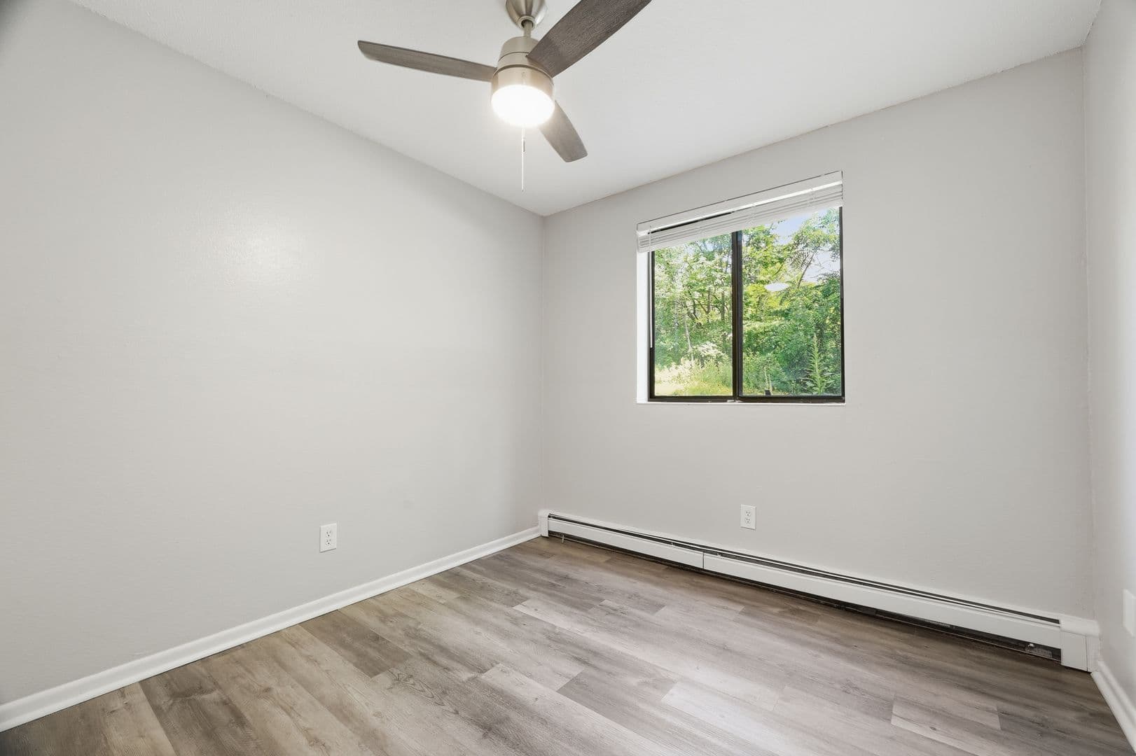 Inver Grove Heights Apartment: 8201-8213 College Trail