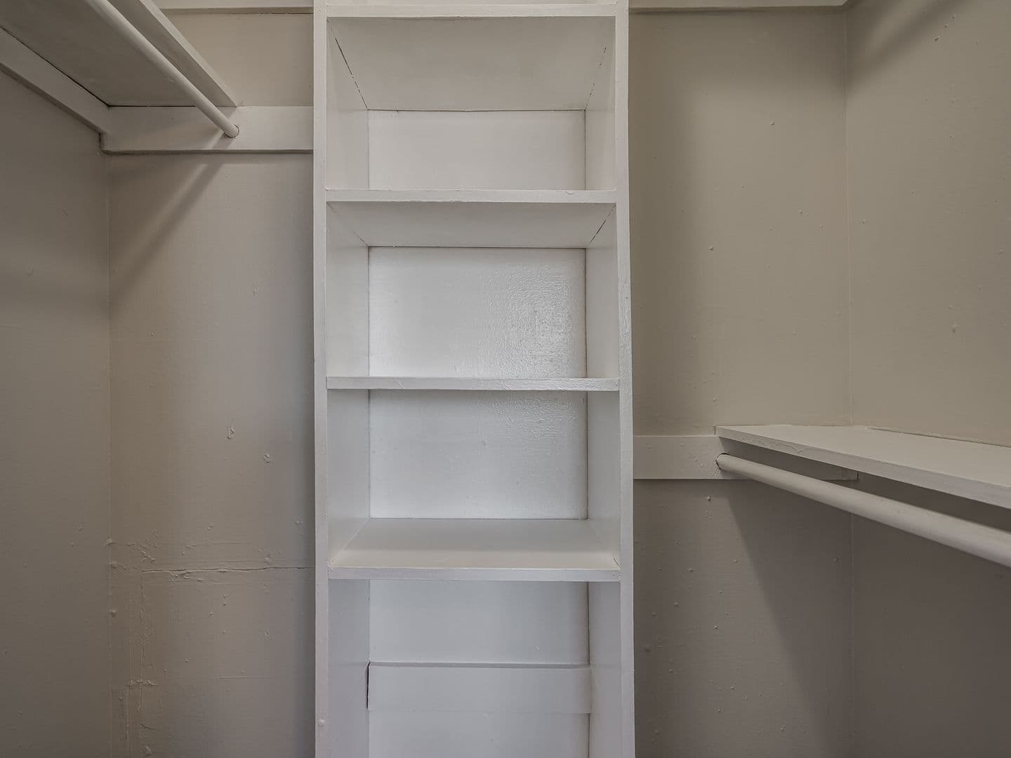 Oklahoma City Apartment: 5909 S Lee Ave