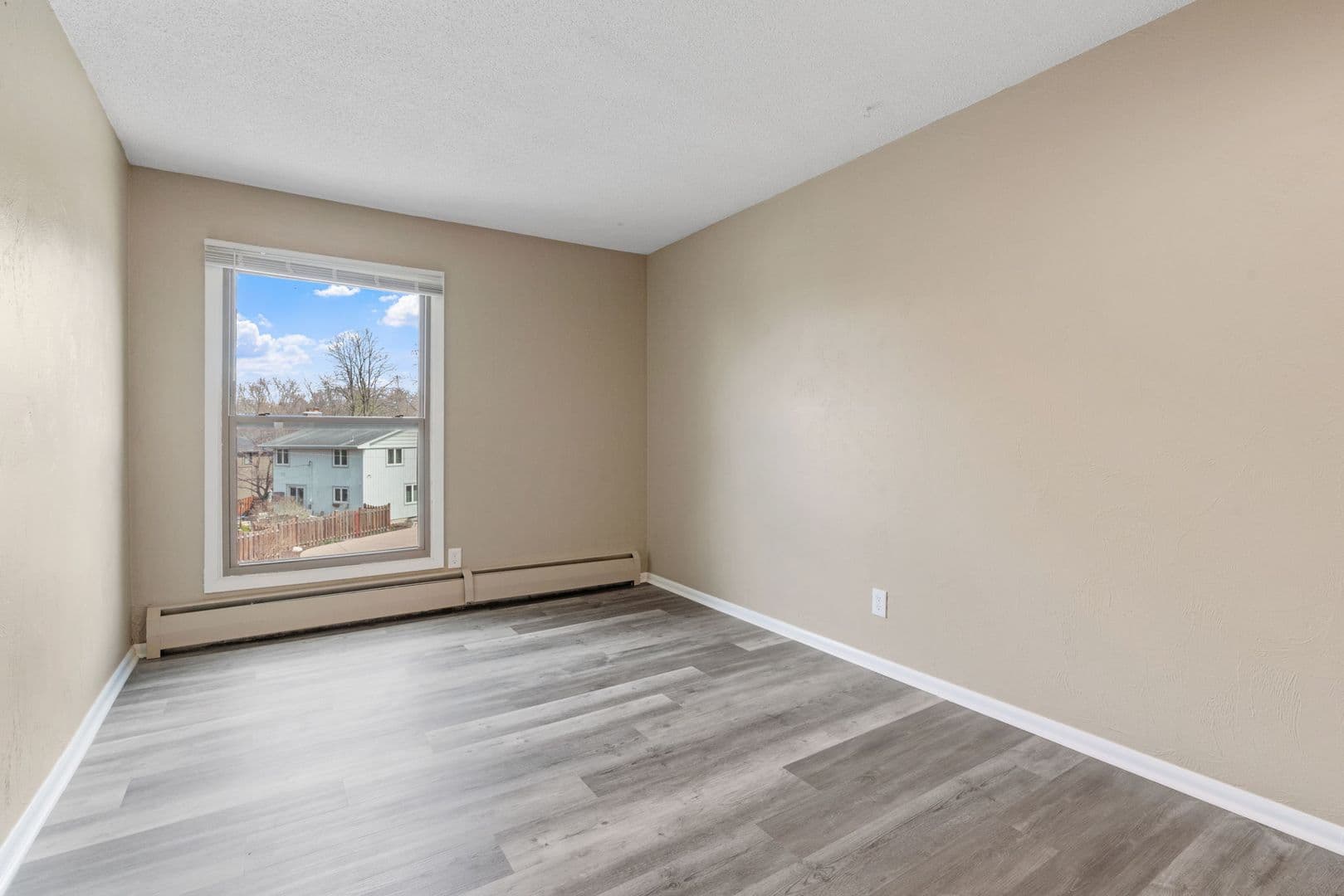 Crystal Apartment: 2701 Brunswick Ave N
