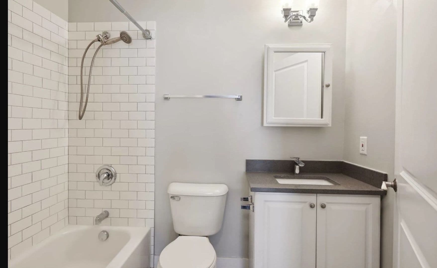 Minneapolis Apartment: 1524 LaSalle Ave