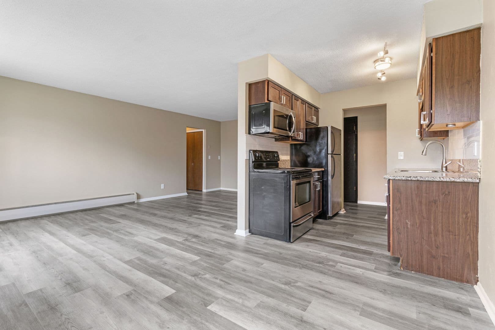 Crystal Apartment: 2701 Brunswick Ave N