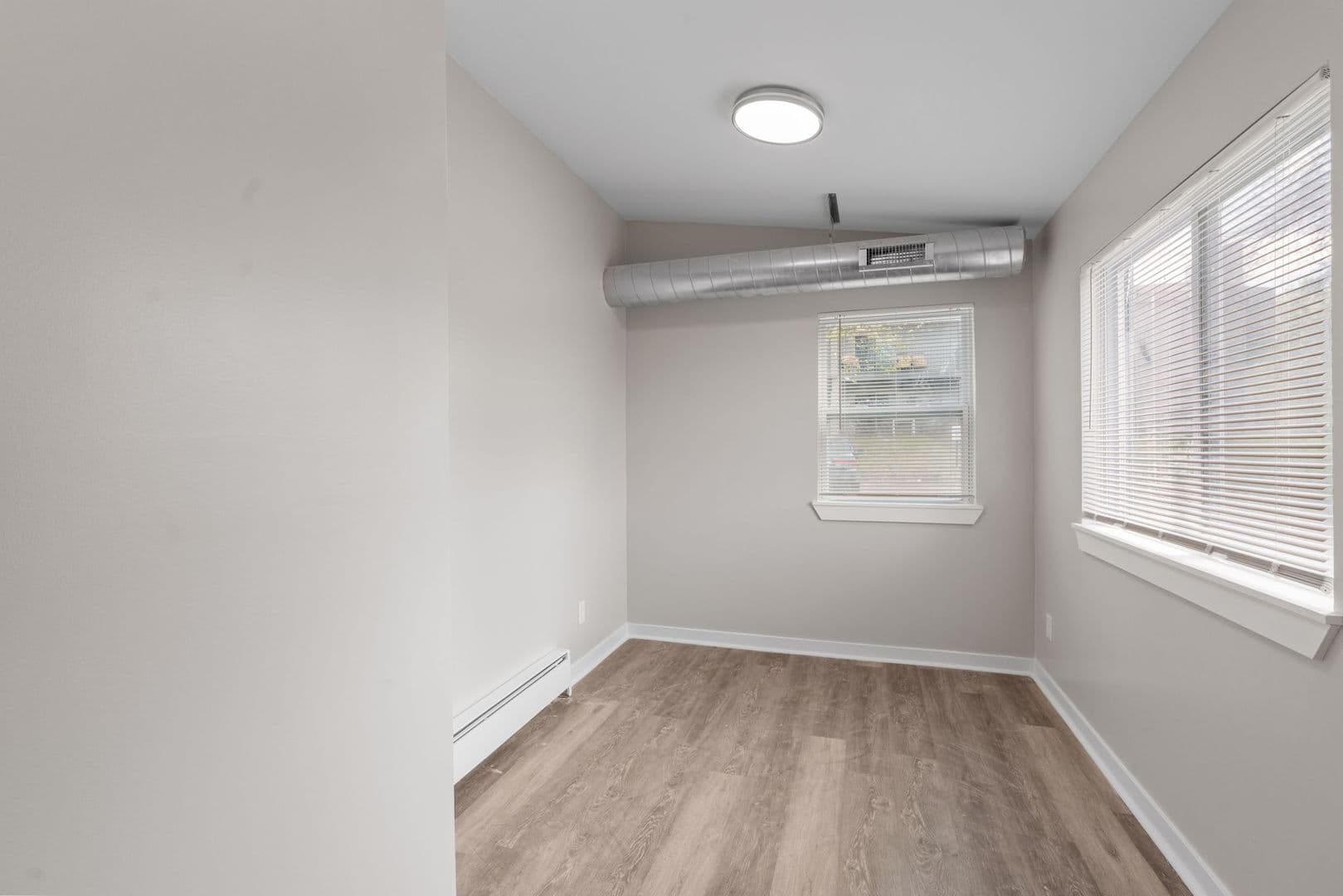 Burnsville Apartment: 12771 Greenwood Drive