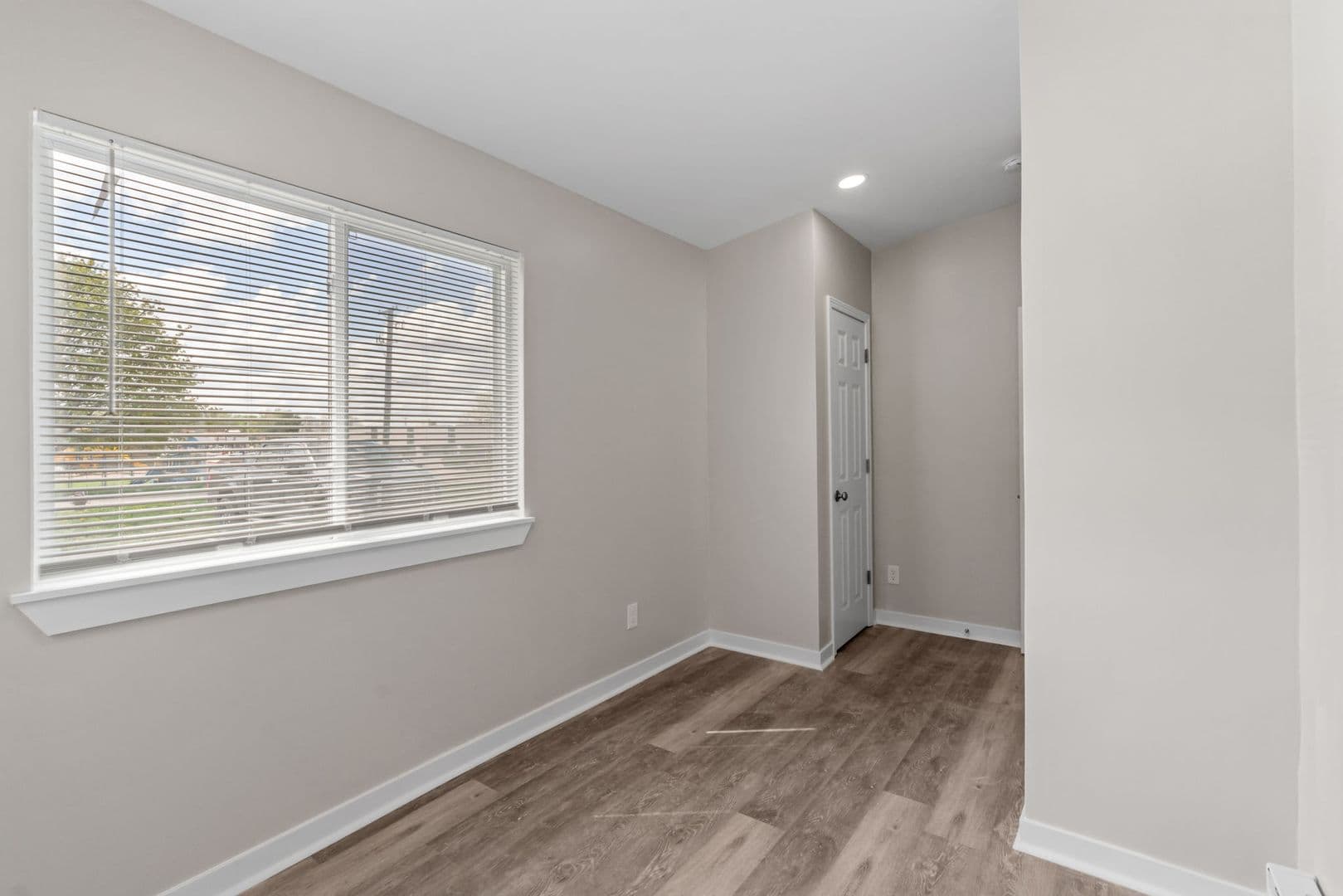 Burnsville Apartment: 12771 Greenwood Drive