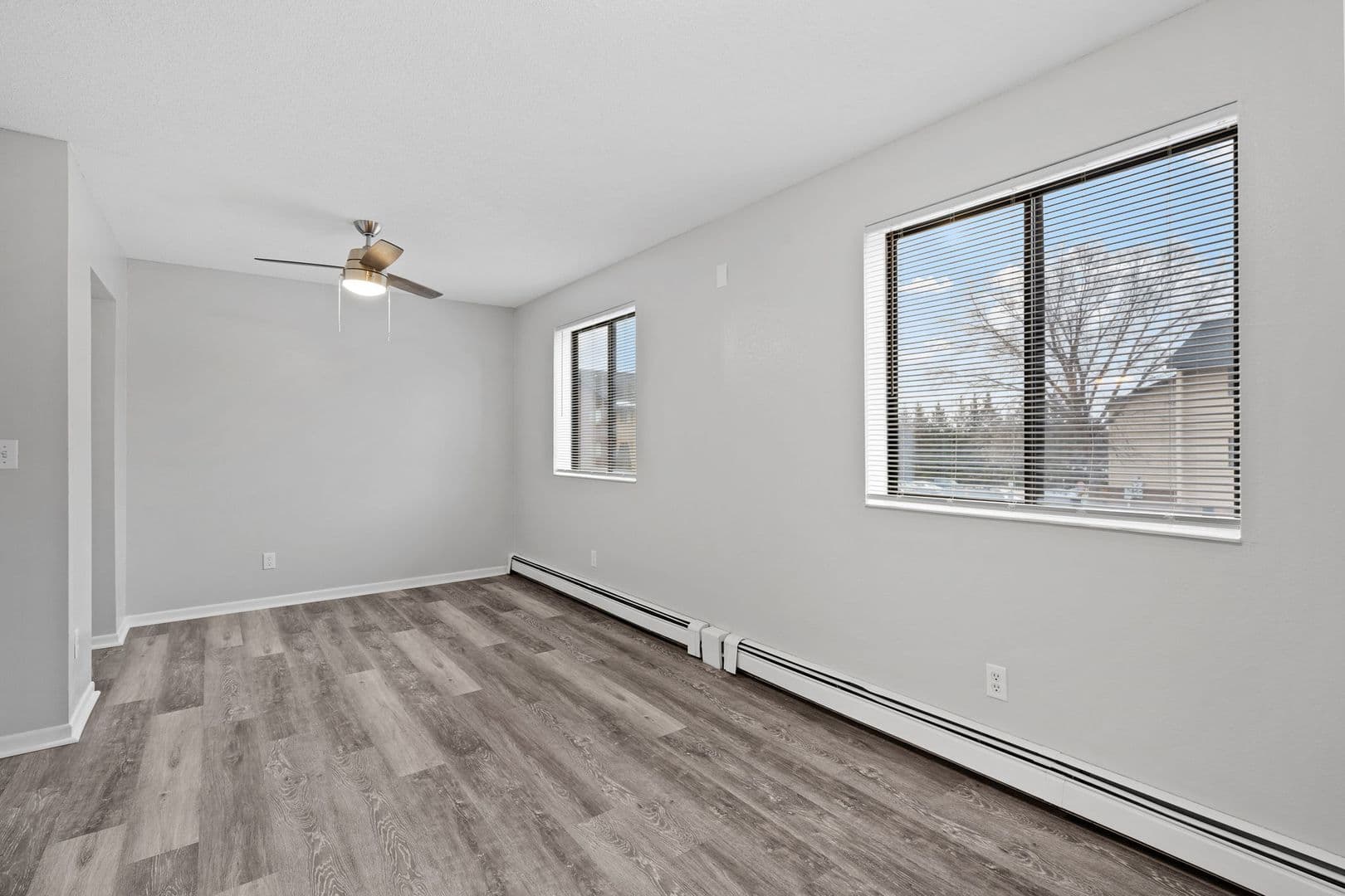 Inver Grove Heights Apartment: 8201-8213 College Trail