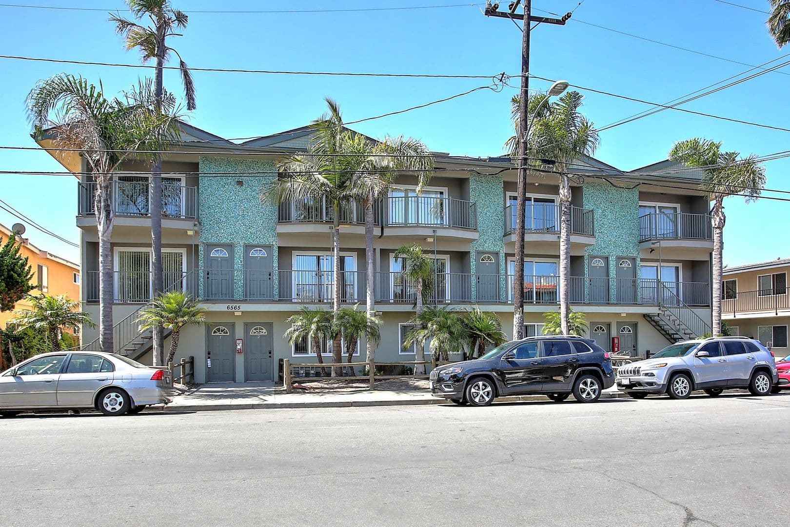 Goleta Apartment: 6565 Sabado Tarde