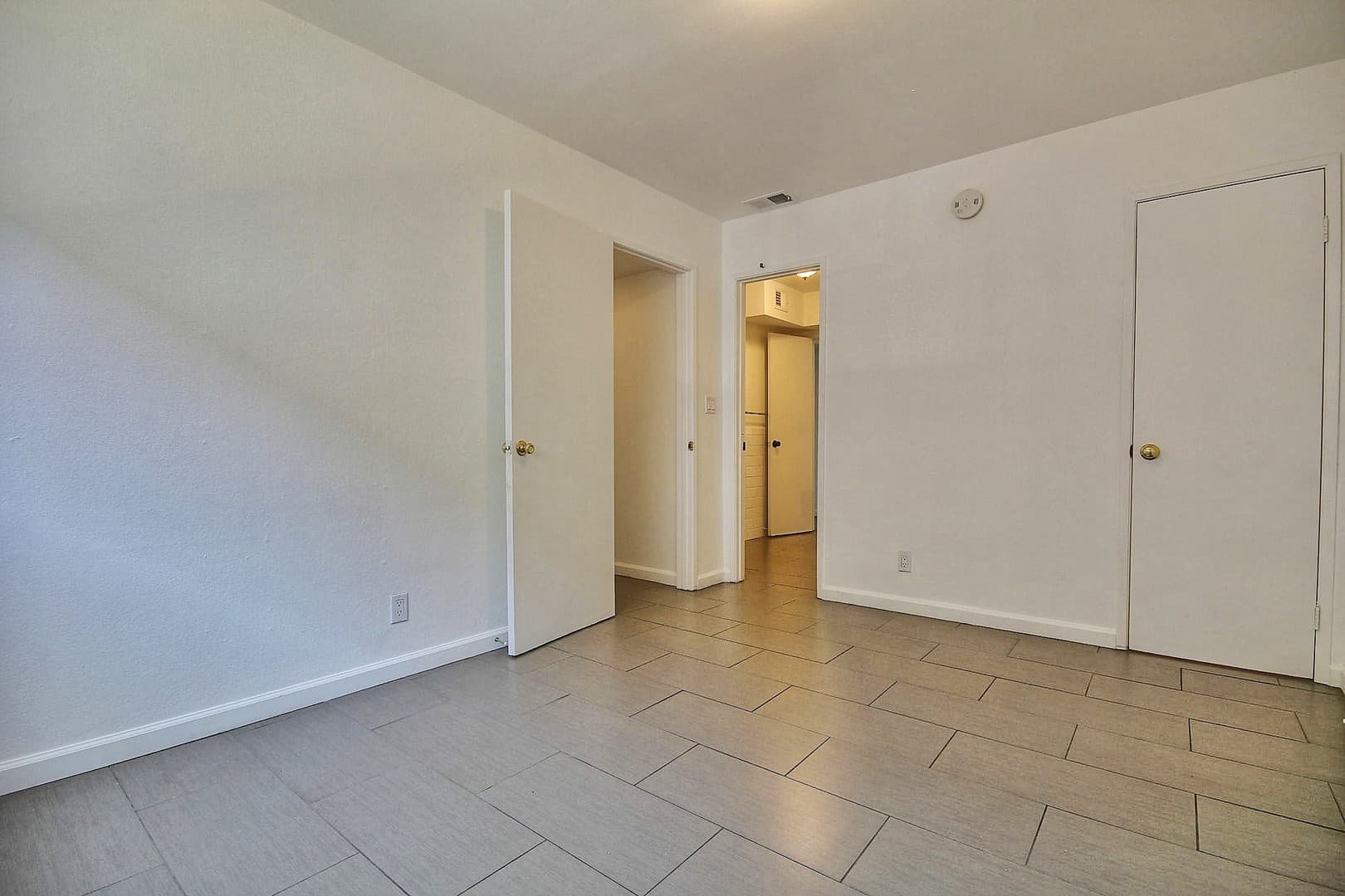 Goleta Apartment: 6514 El Nido