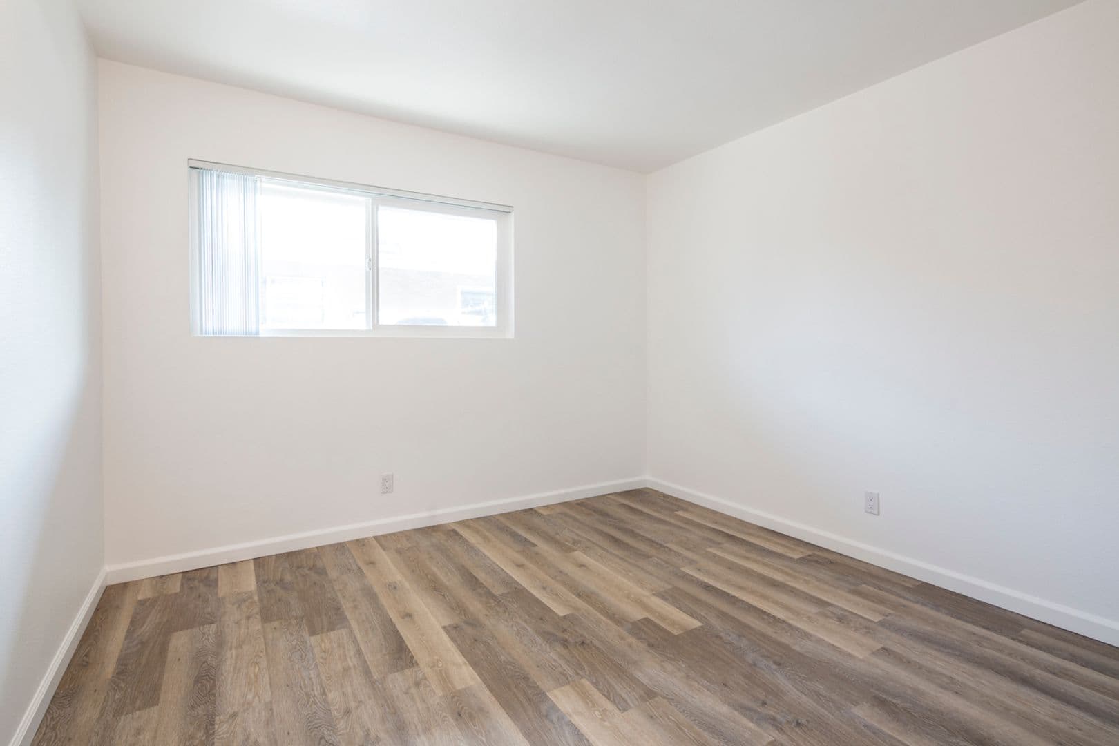 Goleta Apartment: 6740 Sabado Tarde