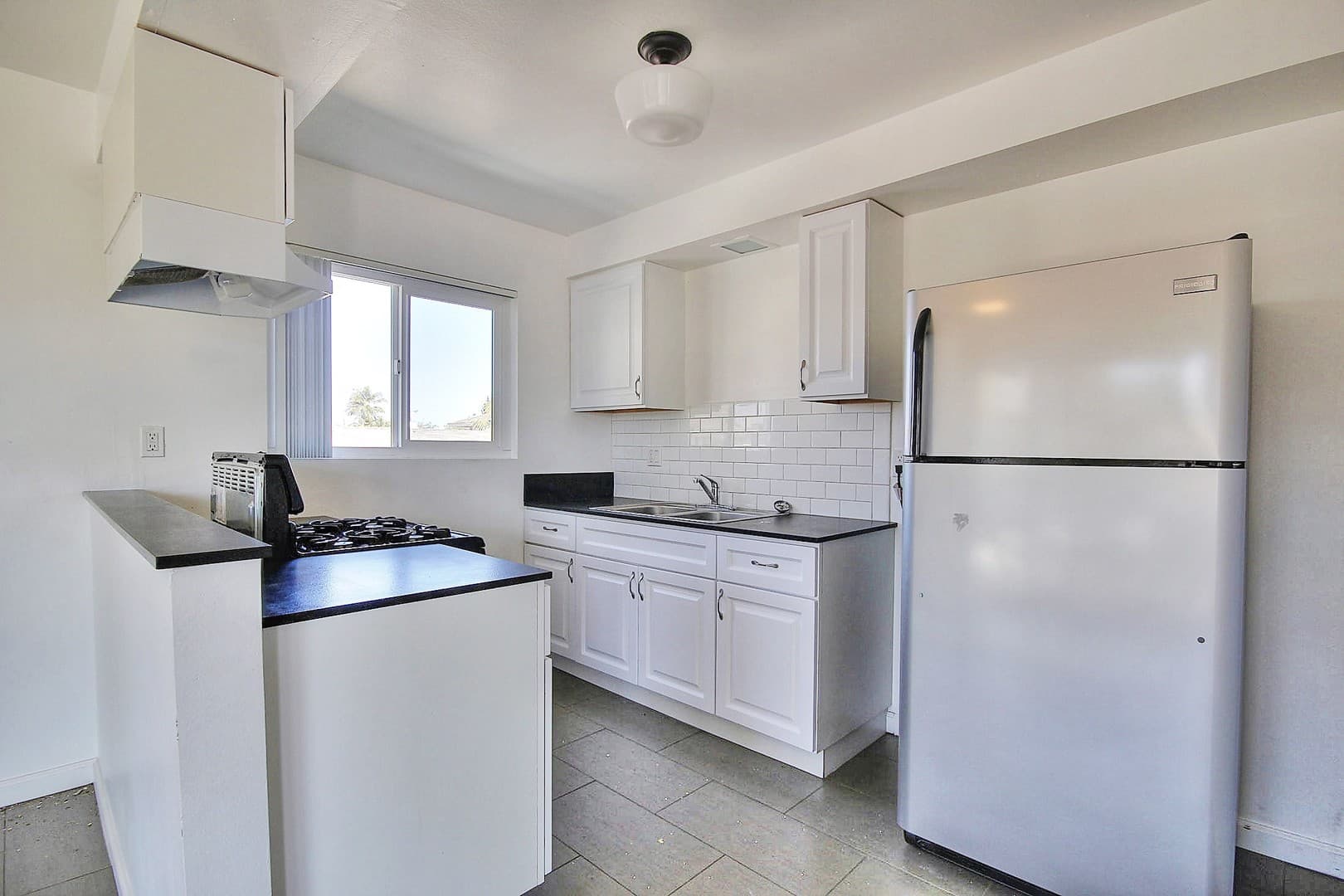 Goleta Apartment: 6671 Sabado Tarde