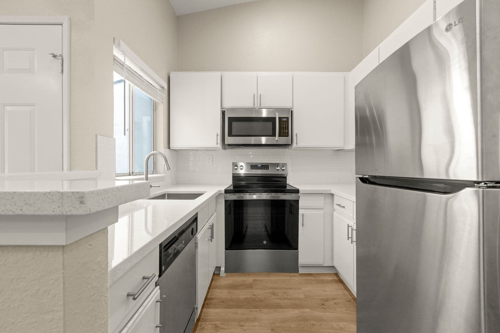 El Sobrante Apartment: 5312 D Avila Way