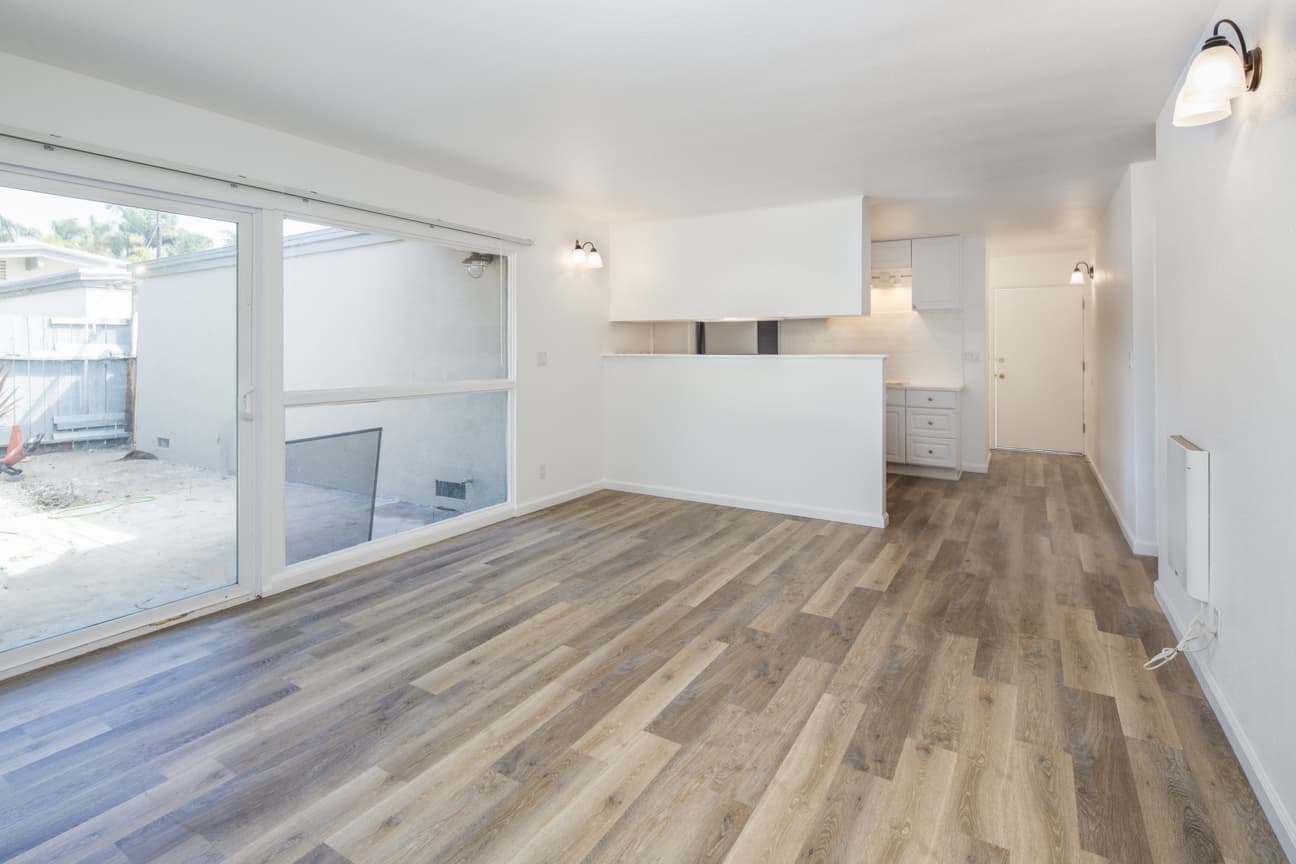 Goleta Apartment: 6740 Sabado Tarde