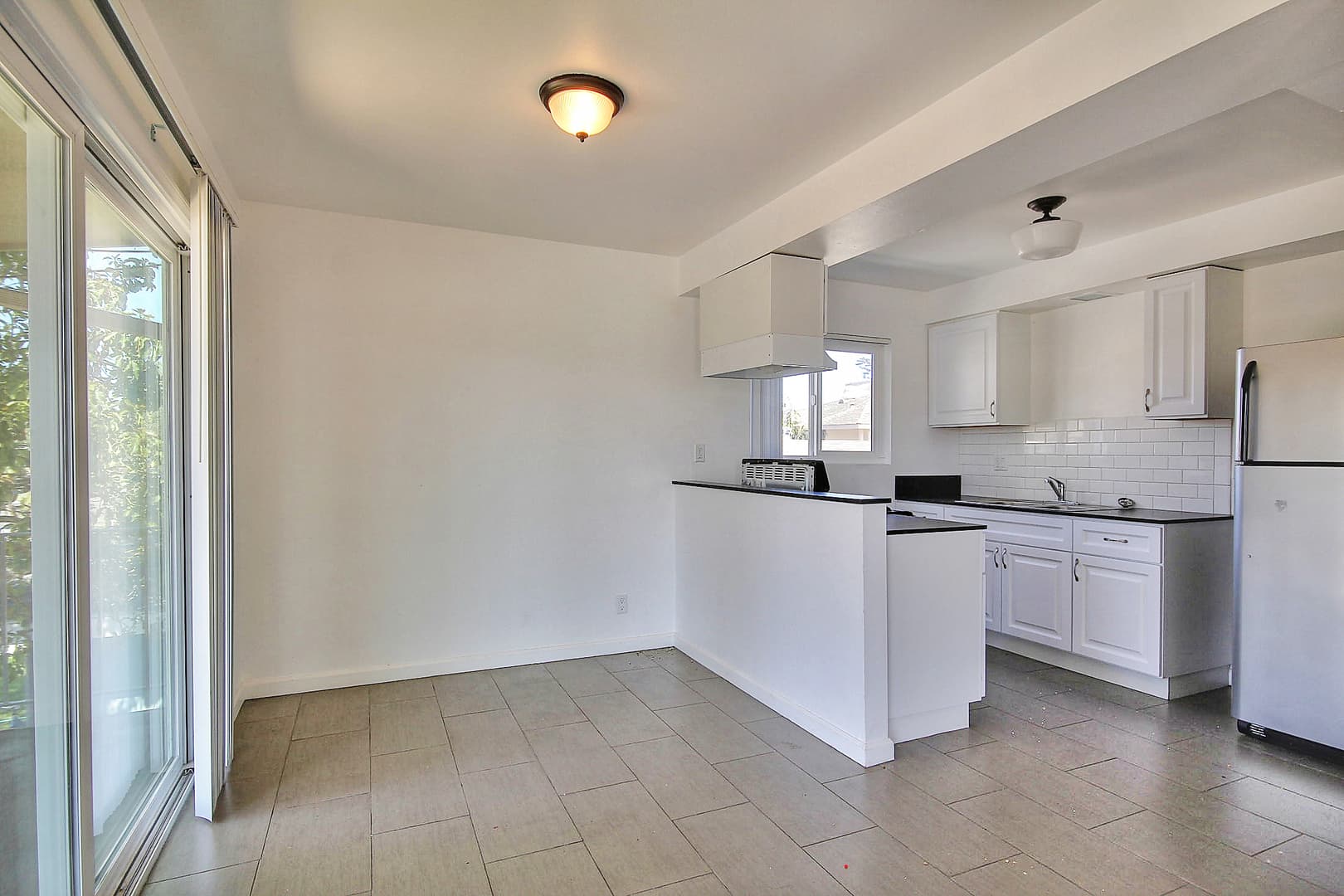 Goleta Apartment: 6671 Sabado Tarde